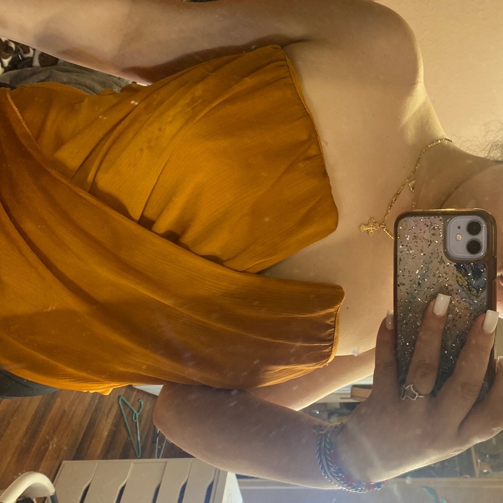 Strapless top